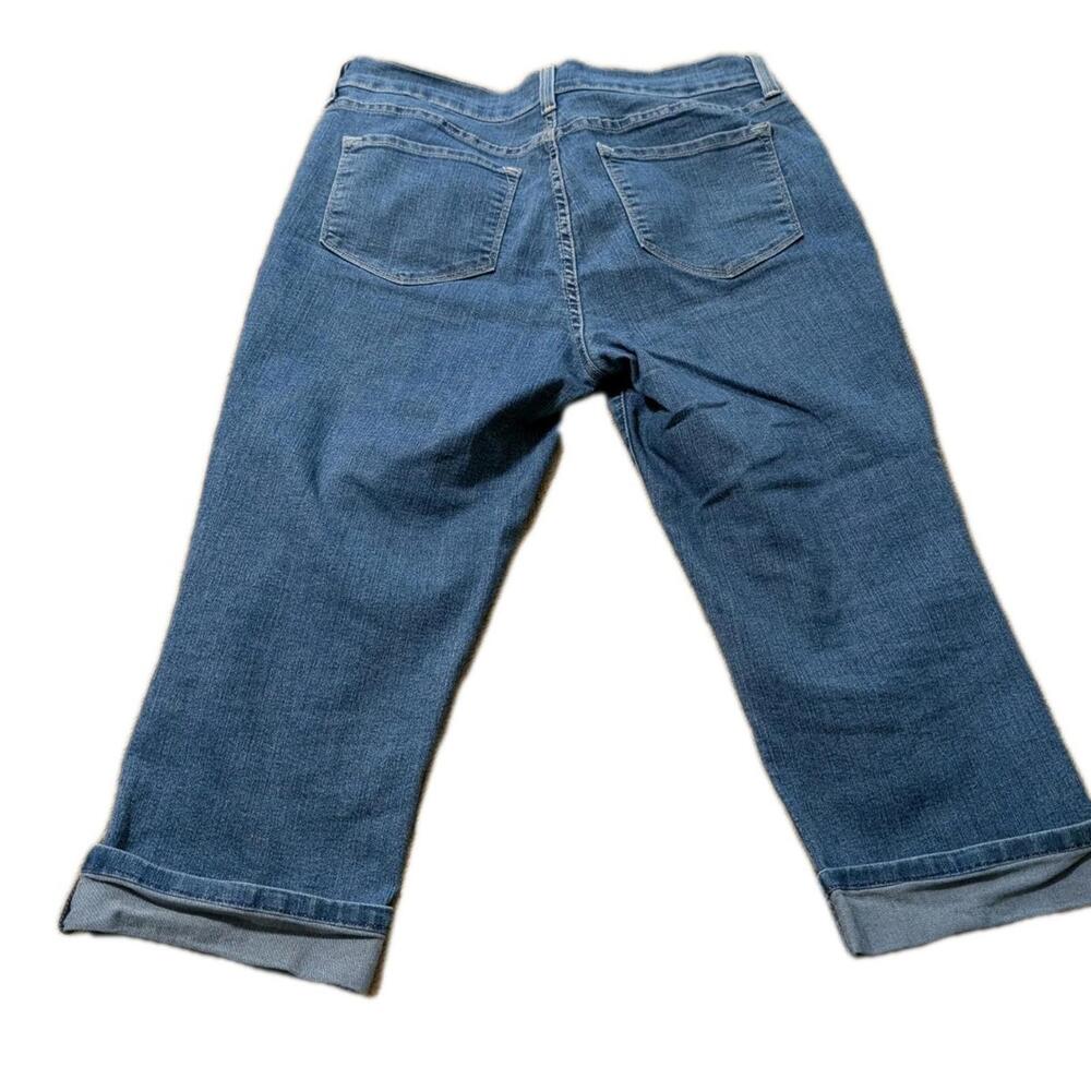 NYDJ Jeans Womens 12 Cropped Blue Denim Pants Folded Cuffs Light Wash Baggy - Picture 4 of 4